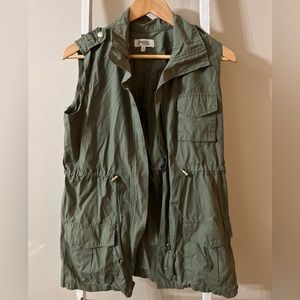 Charlotte Russe Small Lightweight Vest